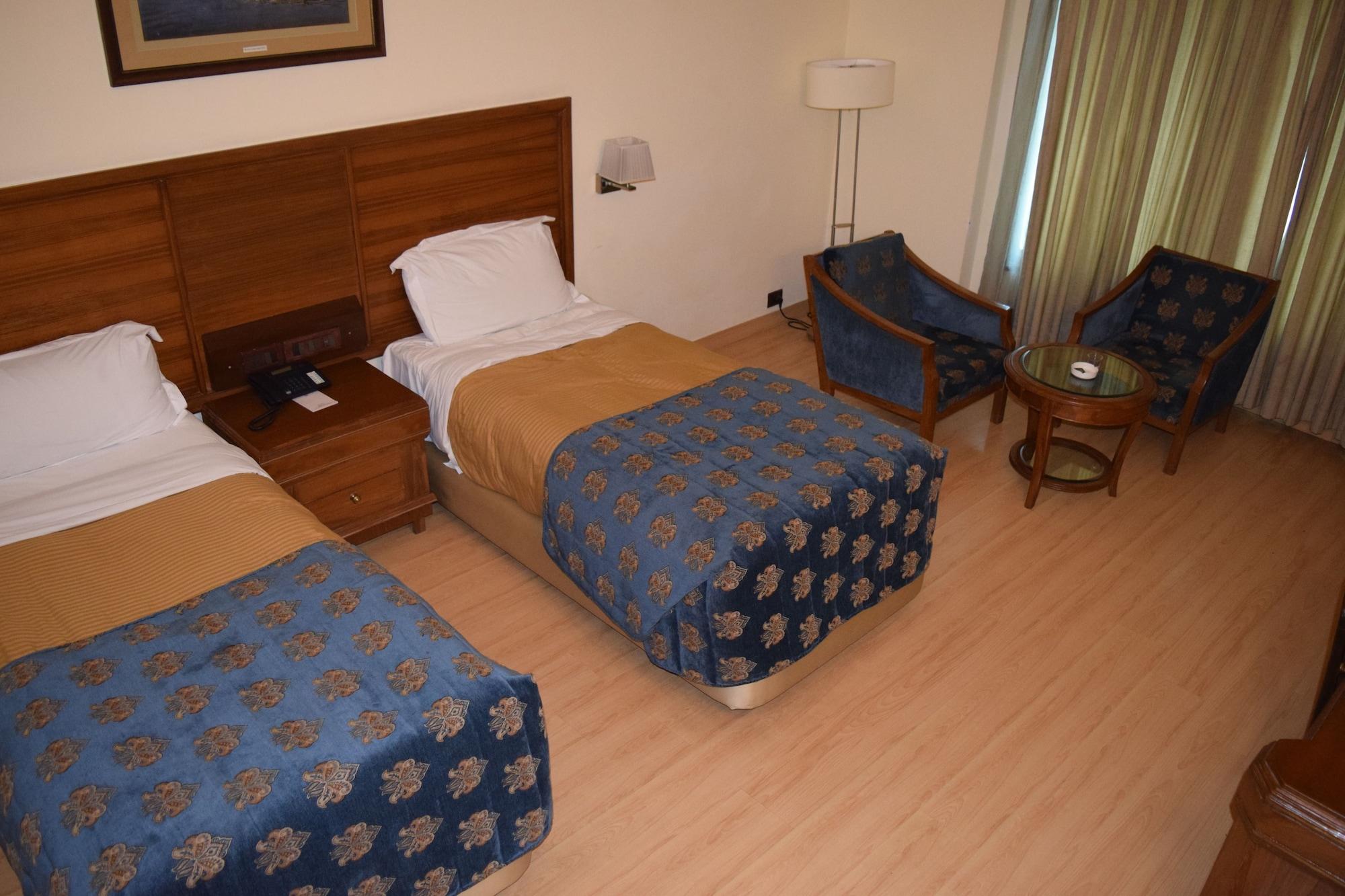 Hotel Samrat, New Delhi Exterior photo