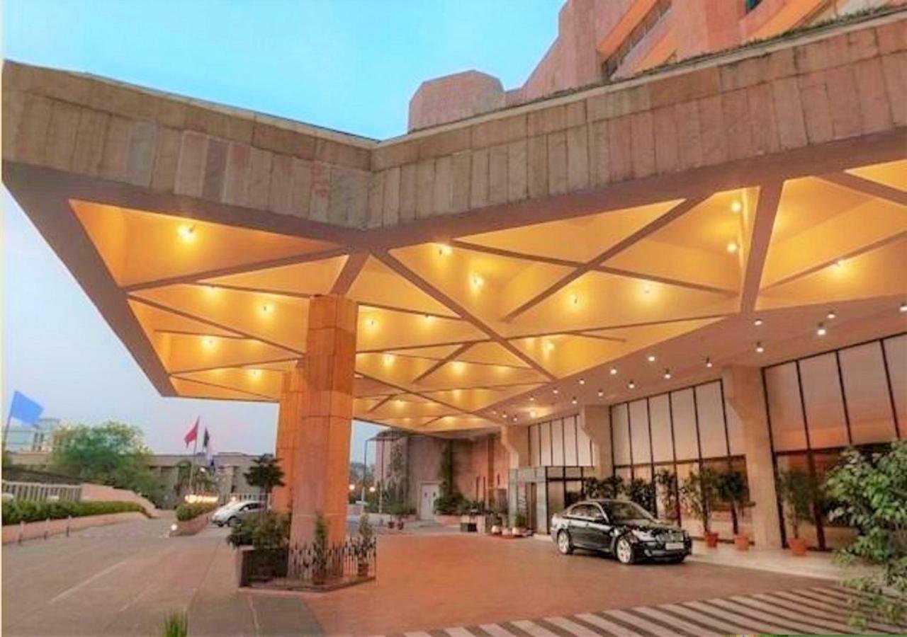 Hotel Samrat, New Delhi Exterior photo